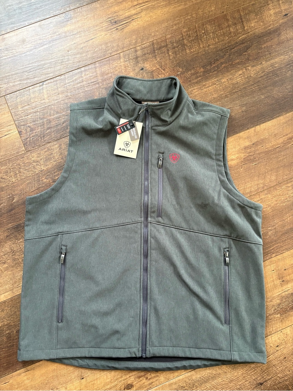 Ariat Men's Logo Gray Softshell 2.0 Vest Americana Full Zip NWT